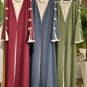 Abaya simple avec papillon