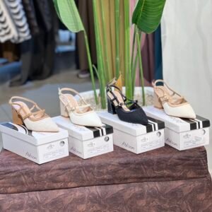 Chaussure à talon large